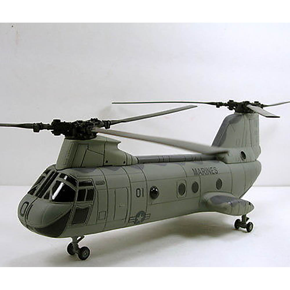 Helicóptero Boeing CH-46 Sea Knight Marines New Ray 1:55