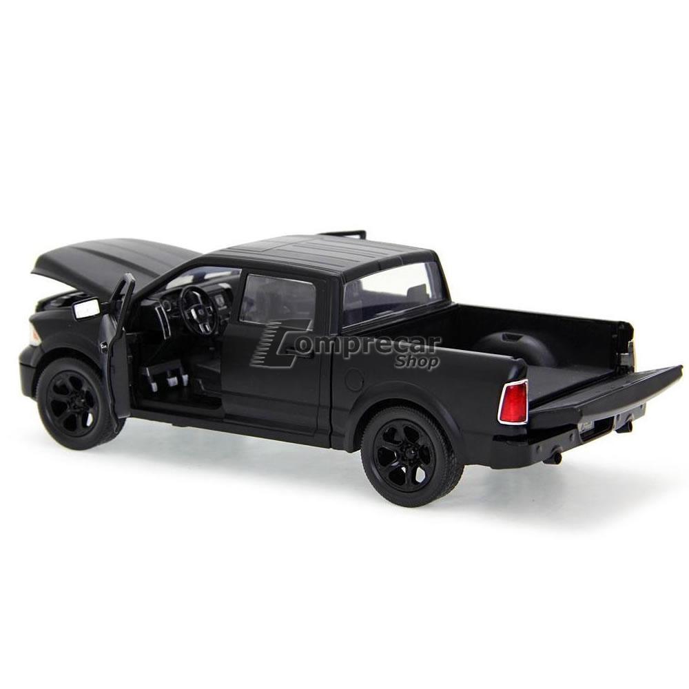 Miniatura Dodge Ram 1500 2014 Preto Fosco Troca Rodas 1/24 - Imagem 2