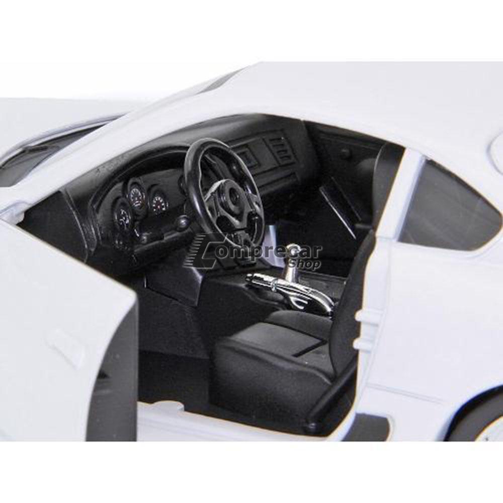 Toyota Supra Velozes e Furiosos 7 1:24 Jada Toys Branco - Imagem 4