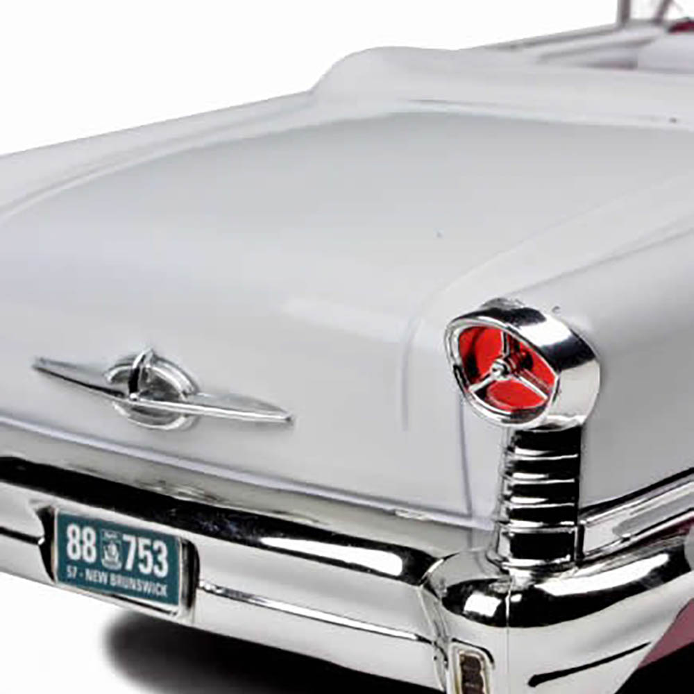 1957 Oldsmobile Super 88 Conversível 1:18 Yat Ming Lilás - Imagem 4