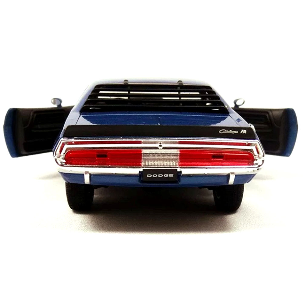 Miniatura Dodge Challenger T/a 1970 Azul Welly 1/24 - Imagem 4
