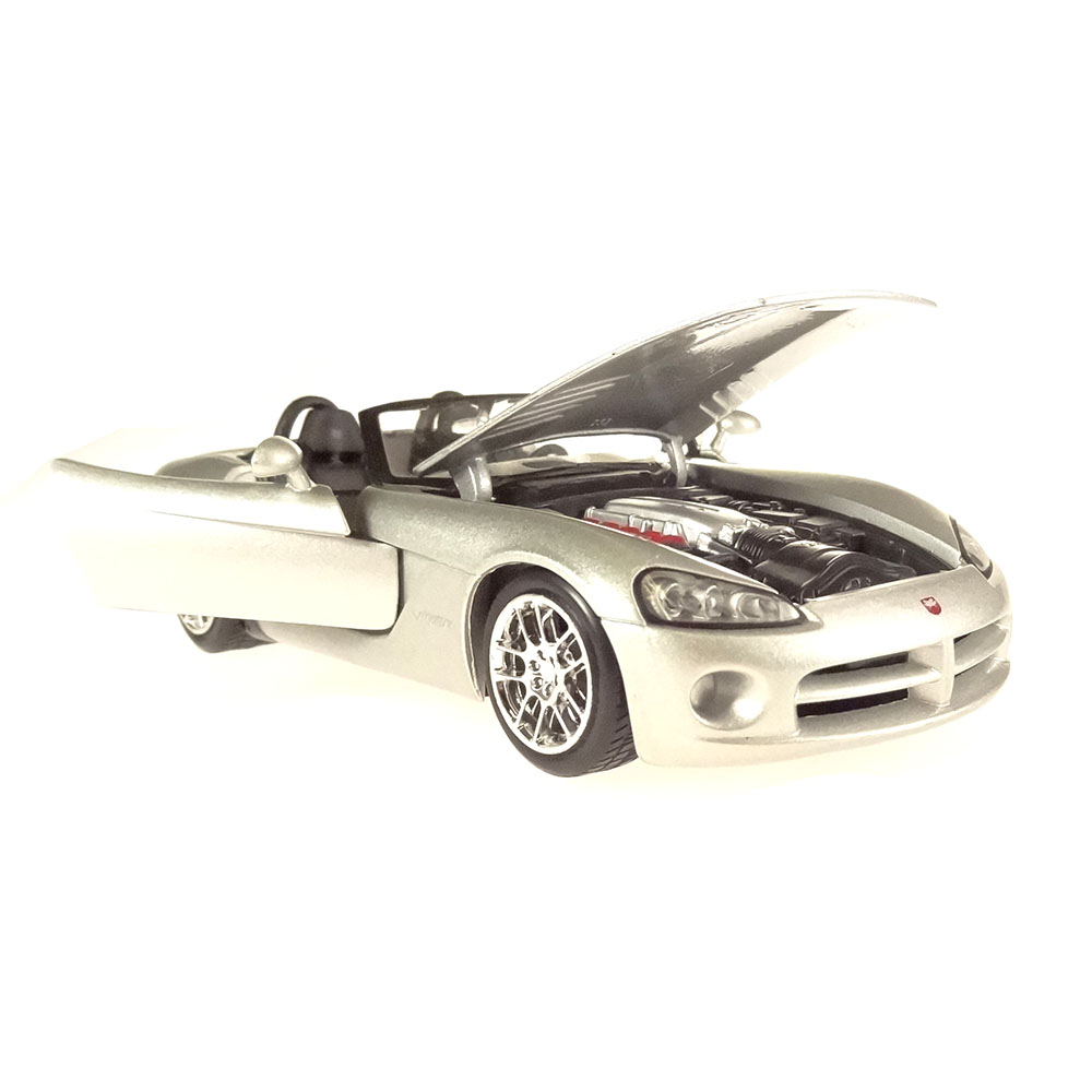 Miniatura Dodge Viper Srt-10 2003 Prata Maisto 1/24 - Imagem 4