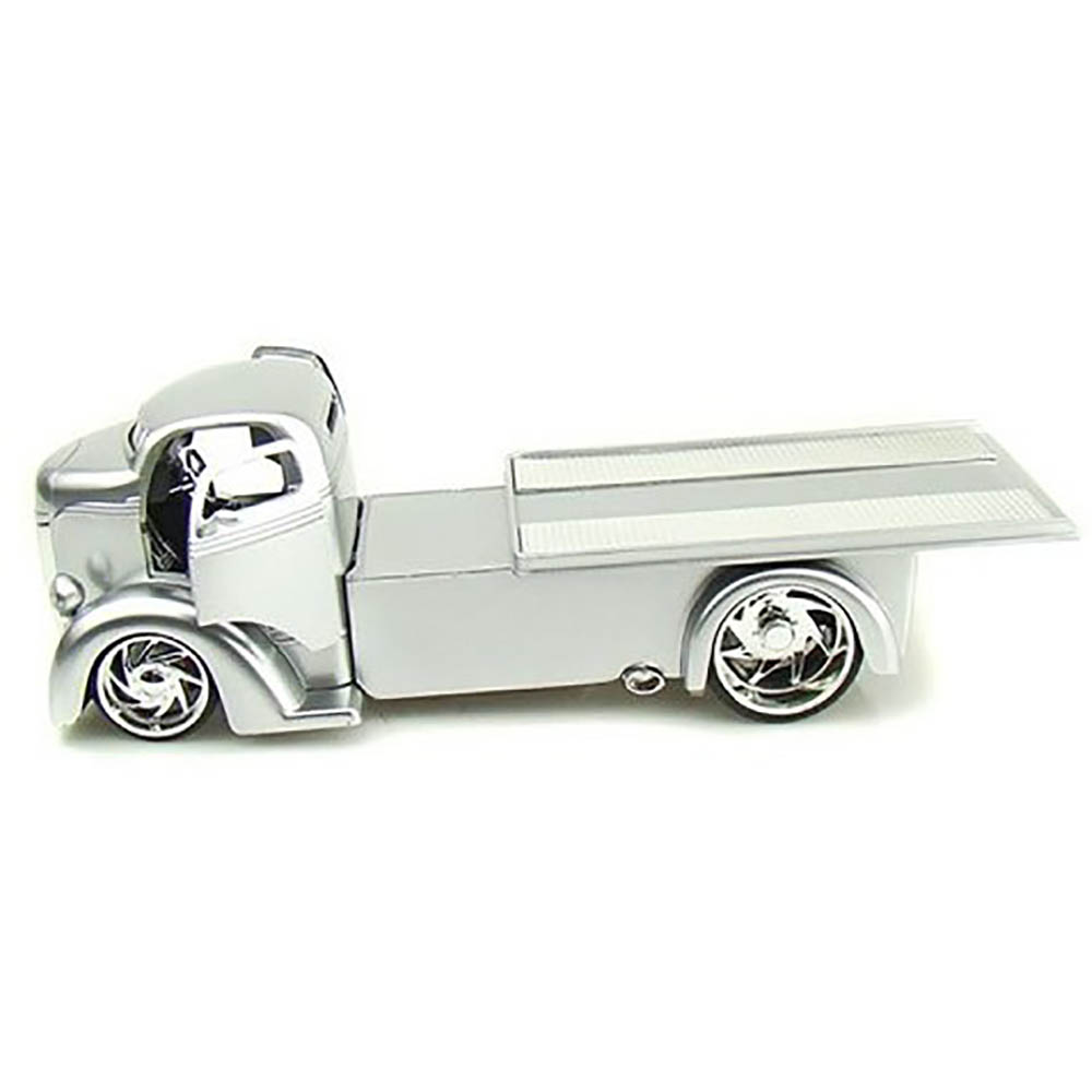 Miniatura Ford Coe 1947 Prata Jada Toys 1/24 - Imagem 5
