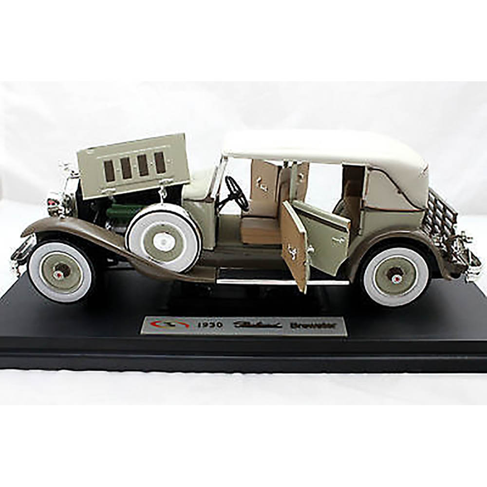 1930 Packard Brewster 1:18 Signature Models Bege - Imagem 6