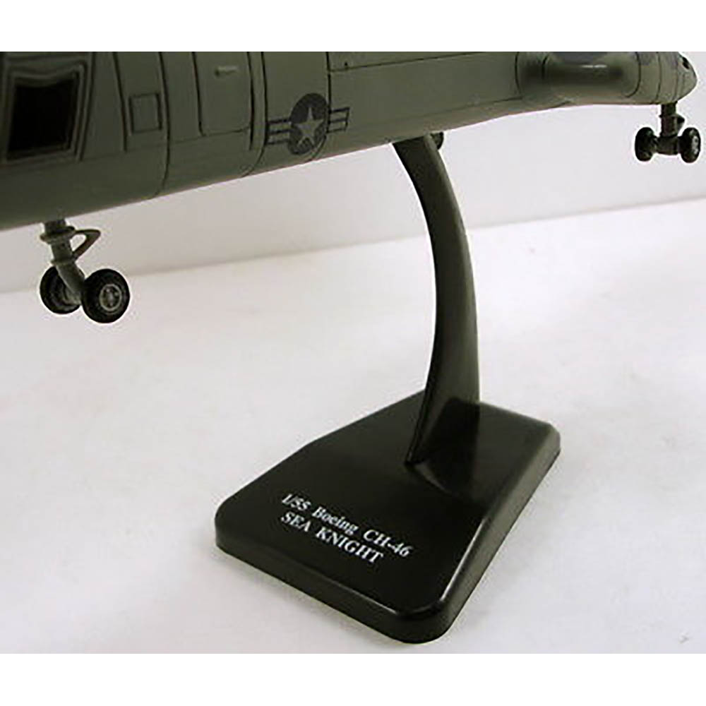 Helicóptero Boeing CH-46 Sea Knight Marines New Ray 1:55 - Imagem 3