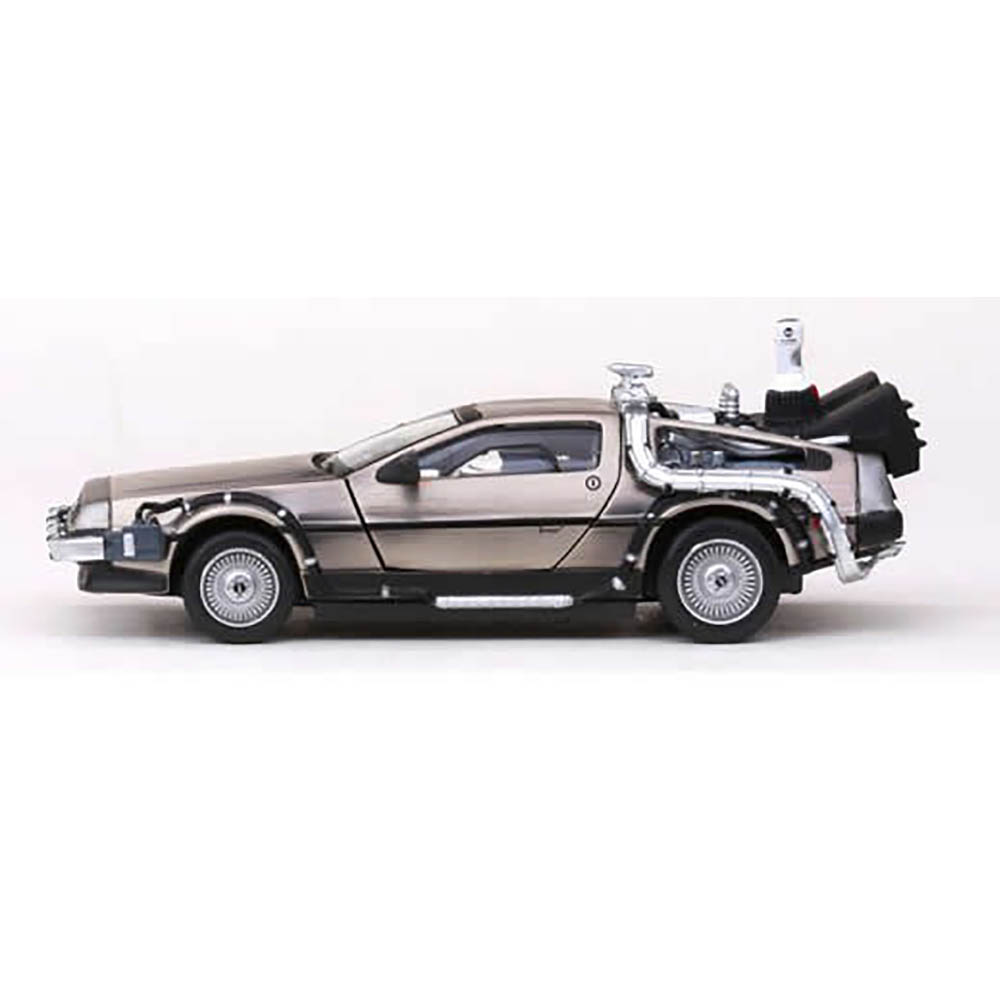 Delorean Back to The Future Parte 1 Sun Star 1:43 (c/ display em acrílico) - Imagem 6