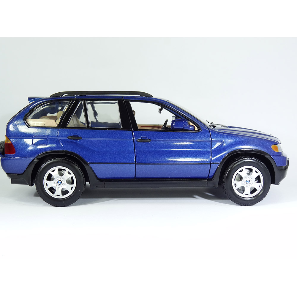 Miniatura Bmw X5 Azul Motormax 1/18 - Imagem 2
