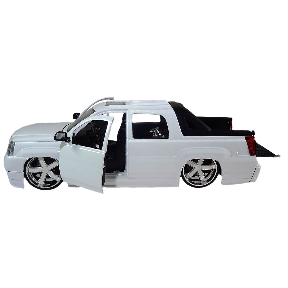 Miniatura Cadillac Escalade Ext 2002 Branco Jada Toys 1/24 - Imagem 3