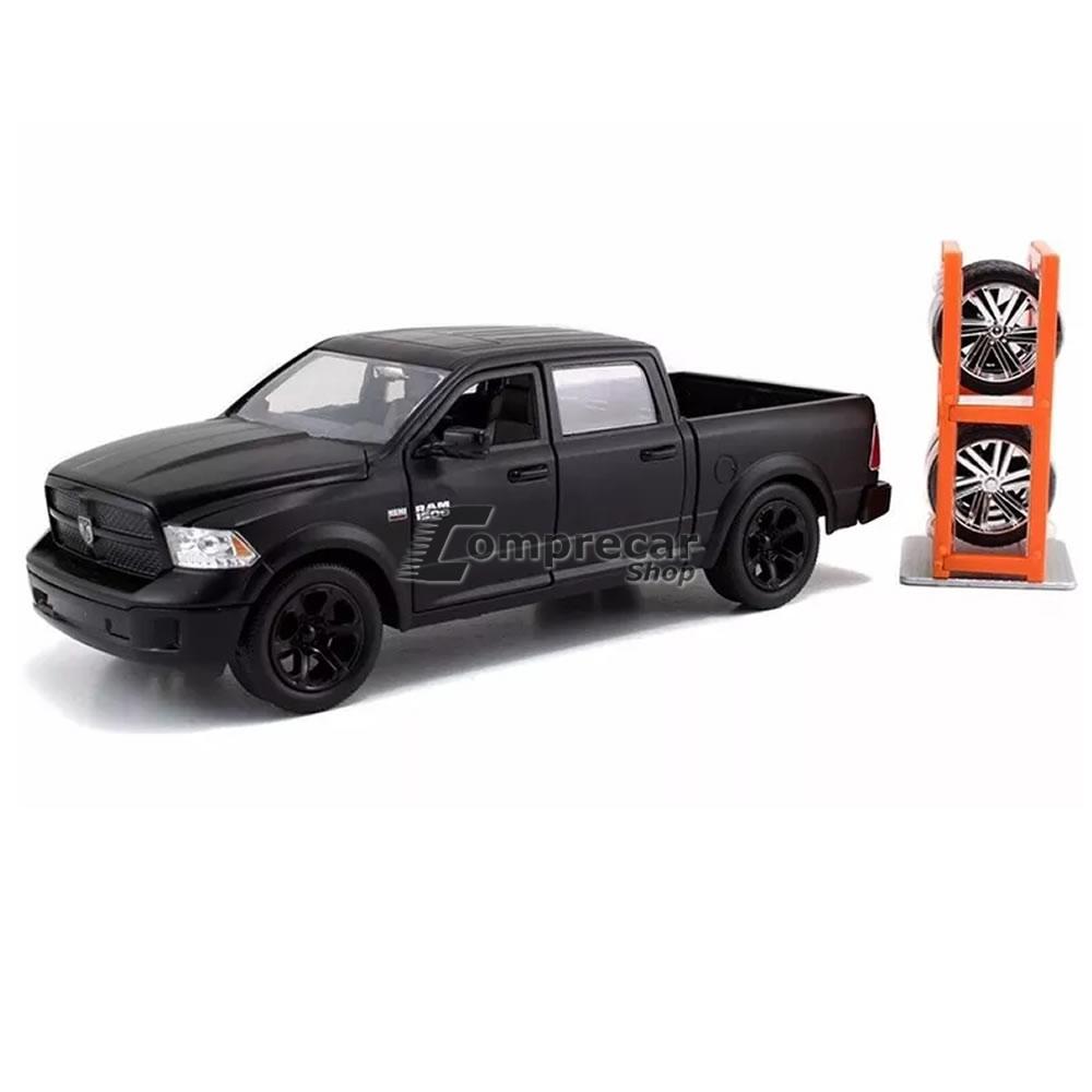 Miniatura Dodge Ram 1500 2014 Preto Fosco Troca Rodas 1/24