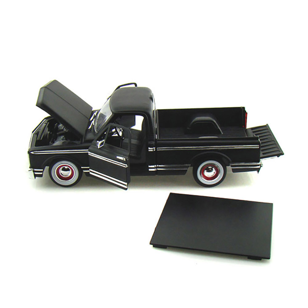 Miniatura Chevy Cheyenne 1972 Preto Jada Toys 1/24 - Imagem 3