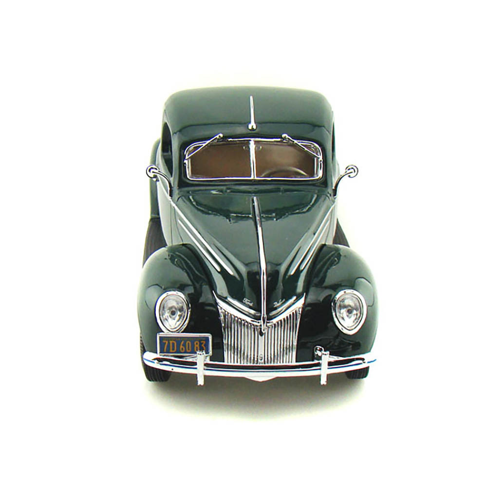 1939 Ford Deluxe 1:18 Maisto Verde - Imagem 2