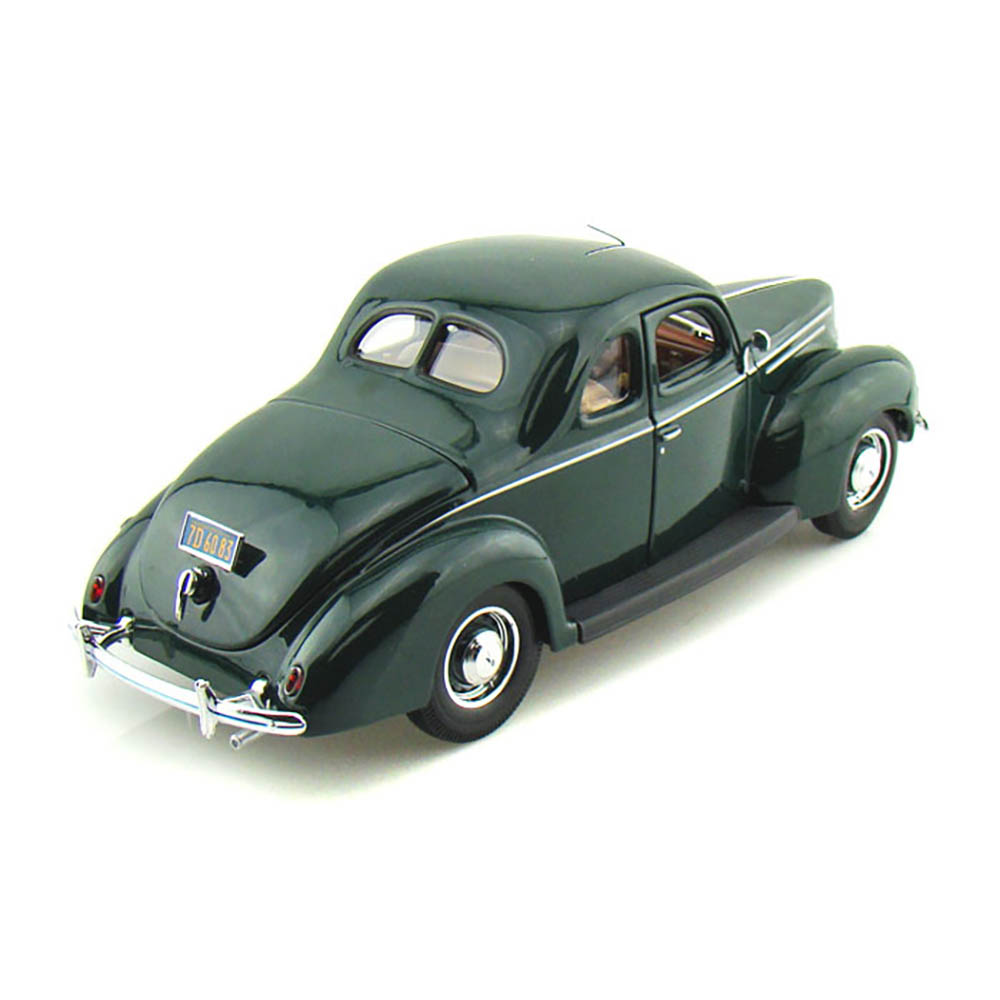 1939 Ford Deluxe 1:18 Maisto Verde - Imagem 3