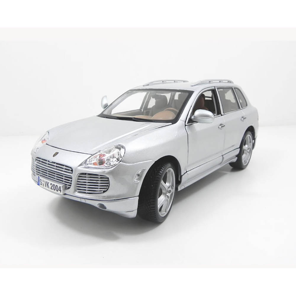 Porsche Cayenne Turbo 1:18 Maisto Prata