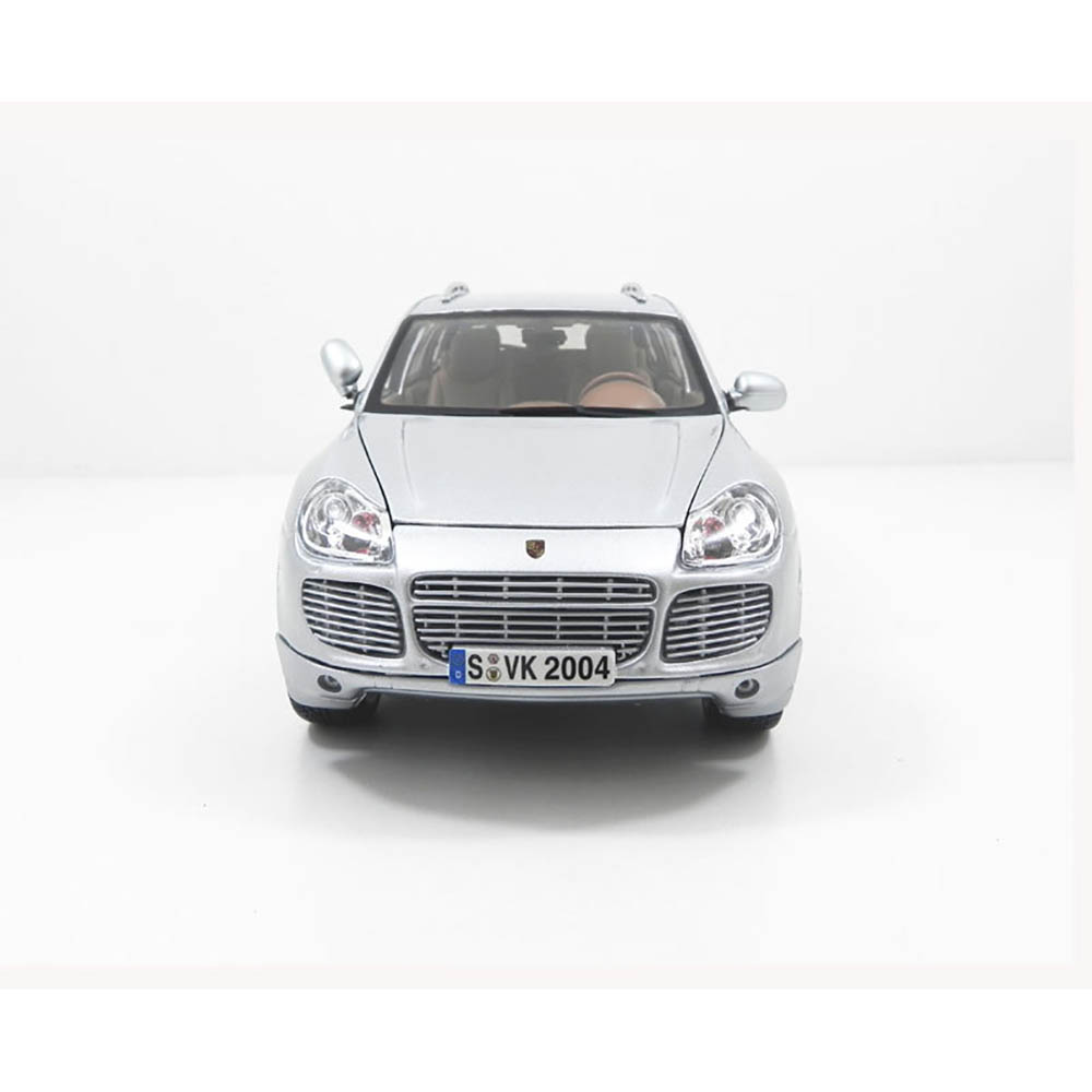 Porsche Cayenne Turbo 1:18 Maisto Prata - Imagem 3