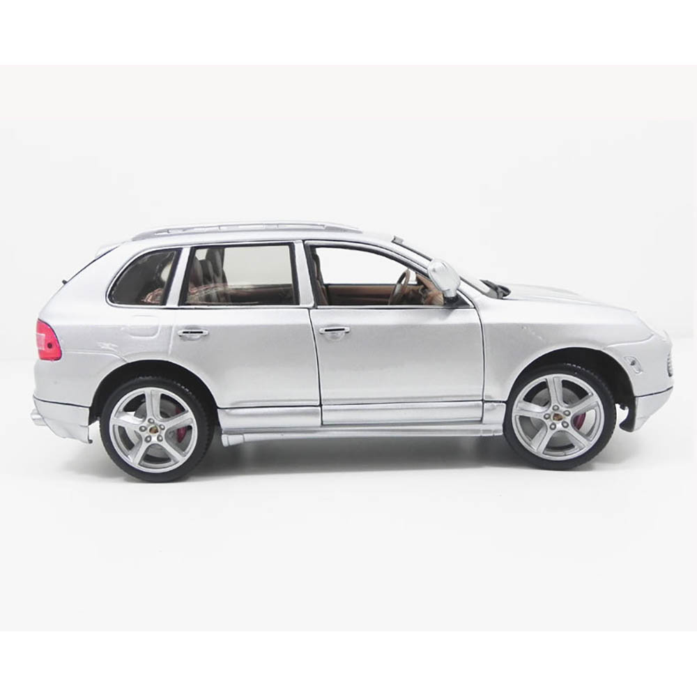 Porsche Cayenne Turbo 1:18 Maisto Prata - Imagem 4