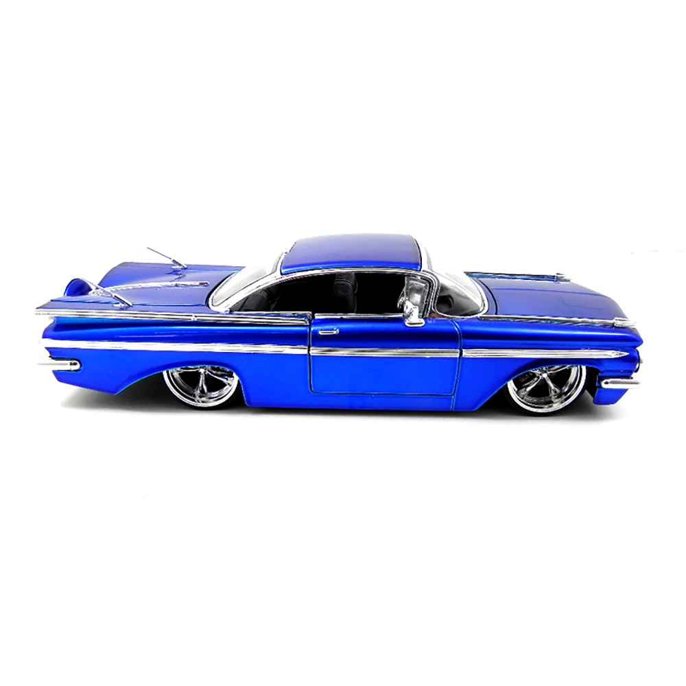 Miniatura Cadillac 1963 Azul Jada Toys 1/24 - Imagem 3