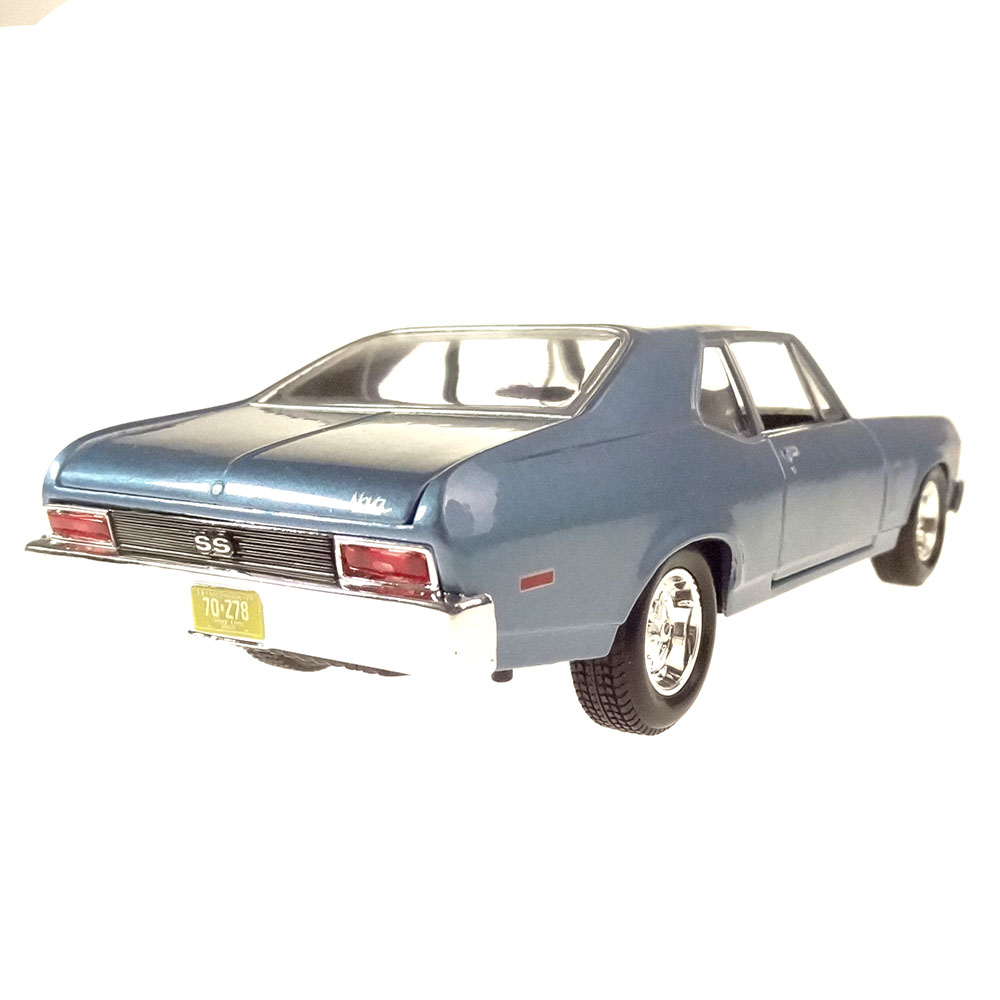 Miniatura Chevrolet Nova Ss 1970 Azul Maisto 1/24 - Imagem 2