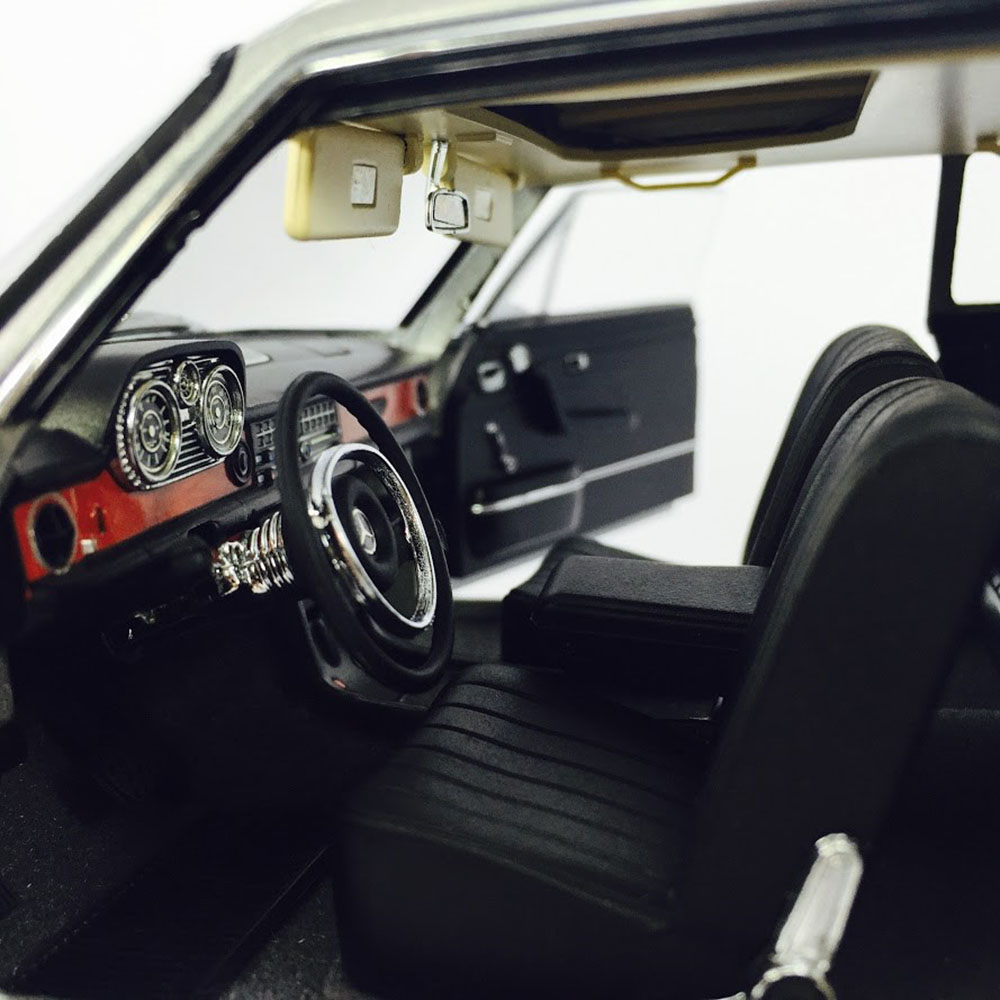 1977 Mercedes Benz Strich 8 280C Coupé 1:18 Sun Star Platinum - Imagem 6