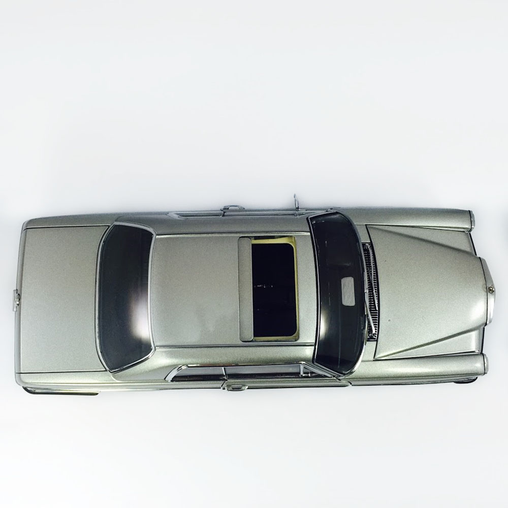 1977 Mercedes Benz Strich 8 280C Coupé 1:18 Sun Star Platinum - Imagem 5