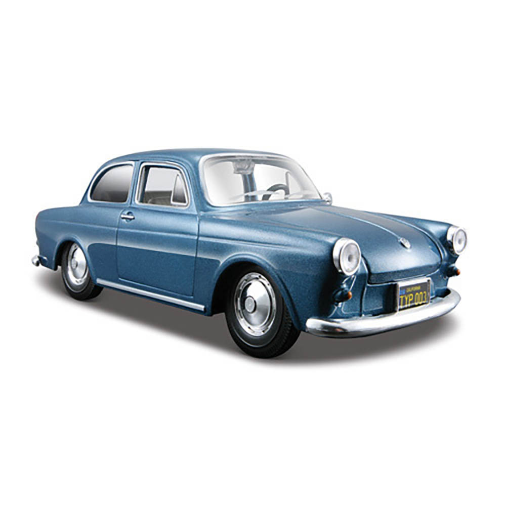 Miniatura Volkswagen 1600 Notchback Maisto 1/24 - Imagem 4
