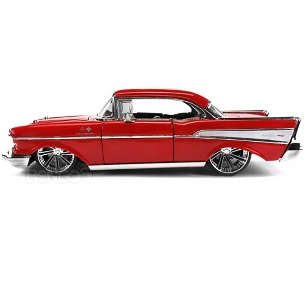 Miniatura Chevy Bel Air 1957 Vermelho Jada Toys 1/24 - Imagem 2