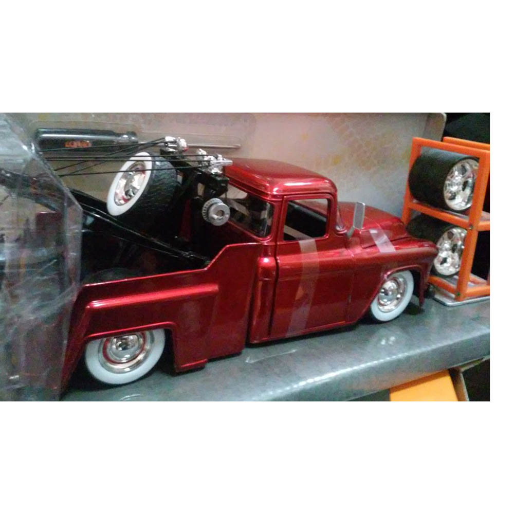 Miniatura Chevy Stepside Tow Truck 1955 Troca Rodas 1/24 - Imagem 4