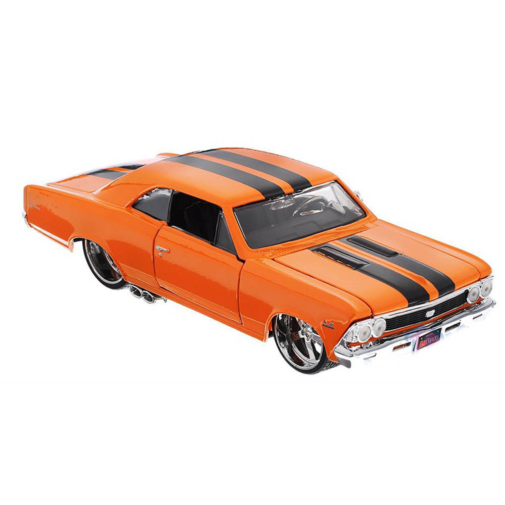Miniatura Chevelle SS 396 All Stars 1966 Laranja Maisto 1/24 - Imagem 2