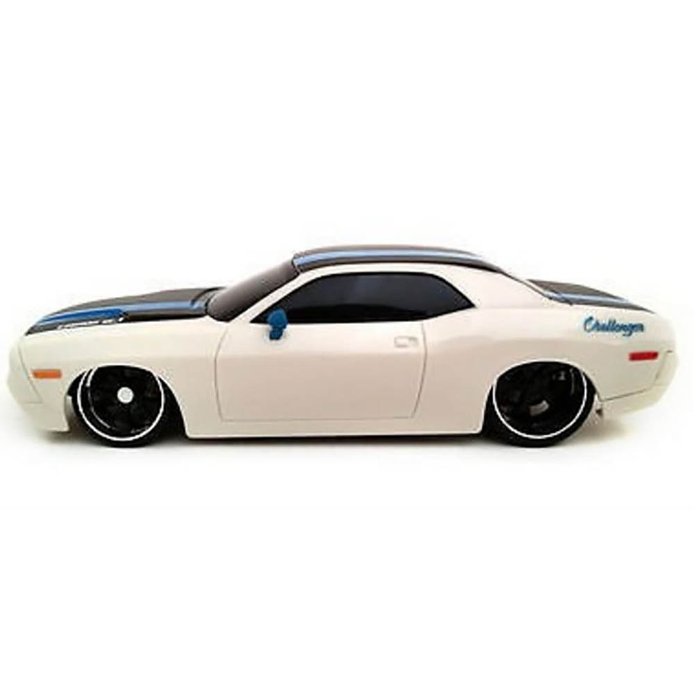 Dodge Challenger Concept 2006 1:24 Controle Remoto Maisto Branco - Imagem 4
