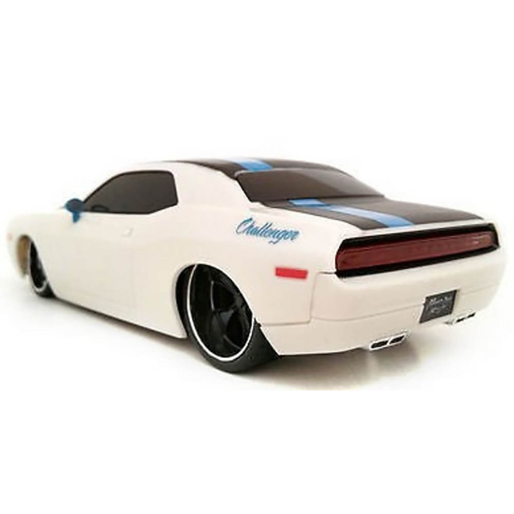Dodge Challenger Concept 2006 1:24 Controle Remoto Maisto Branco - Imagem 5